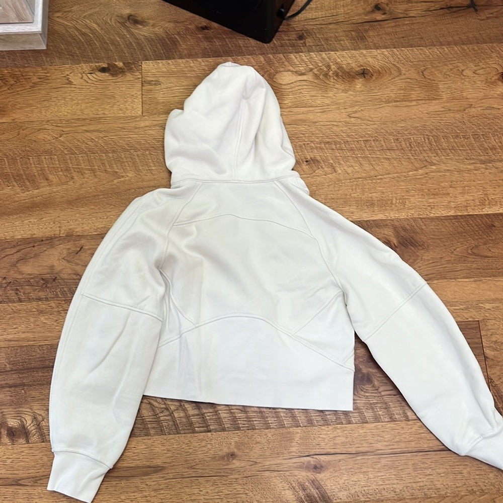 Lululemon Women’s Cream Hooded Cropped Sweatshirt Size XS/S