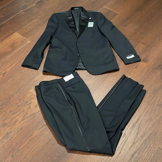 Ike Behar Men’s Black Tuxedo Size 46L Jacket and 40L Pants