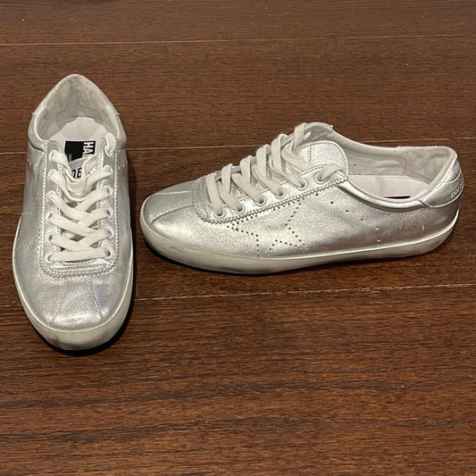 NWOT Golden Goose Women’s Silver Sneakers Size 38/8