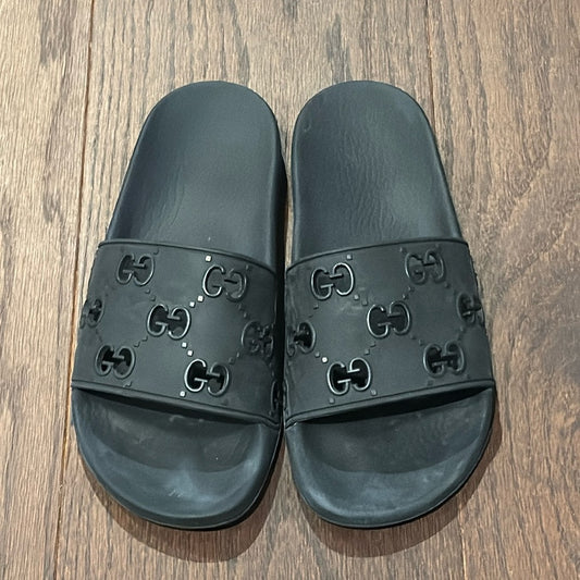 Gucci Women’s Black Rubber Pool Slides Size