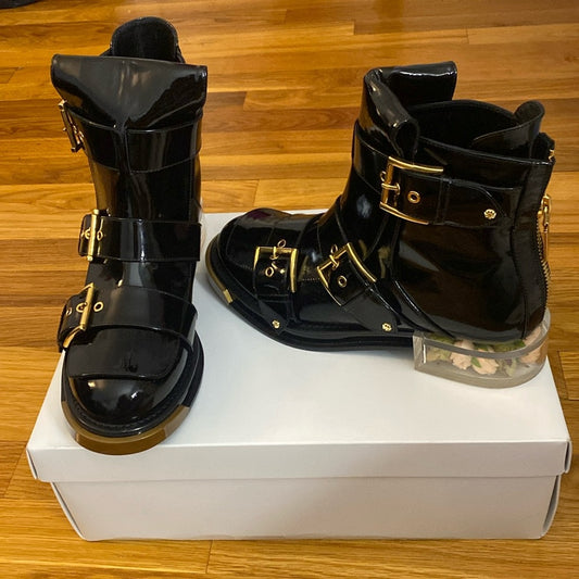 NWOT Alexander McQueen Women’s Black Patent Leather Boots Flower Heels Size 39.5